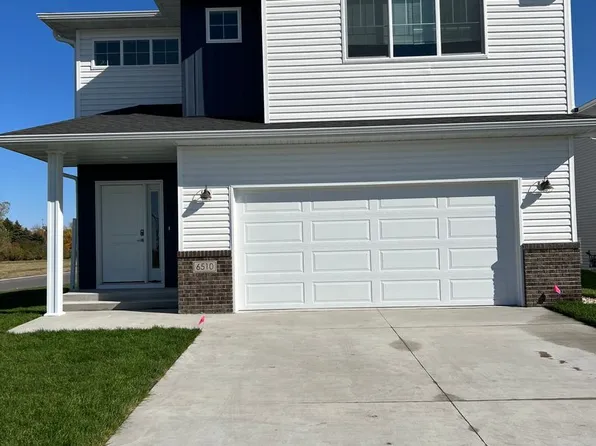 6510 28th St S, Fargo, ND 58104