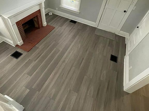2nd image of 774 Lamby Ln