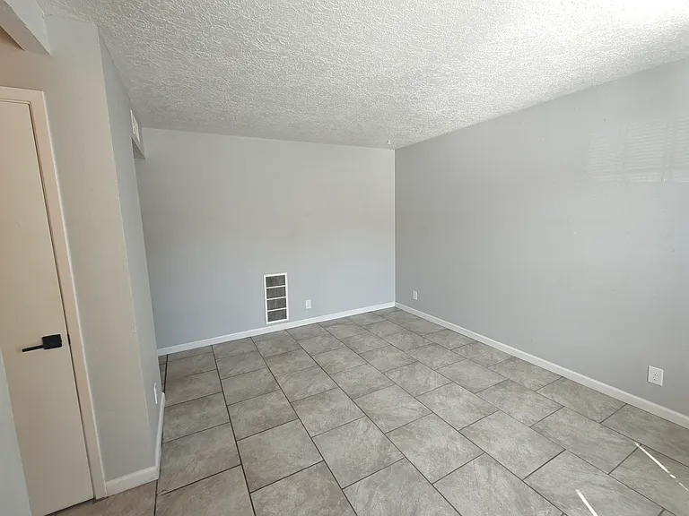 3509 Tulane Dr NE #2 — Photo 2