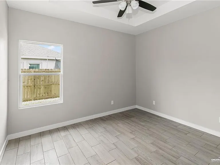 3056 Star Ave #4 — Photo 10