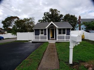 107 Risley Rd, Patchogue, NY 11772