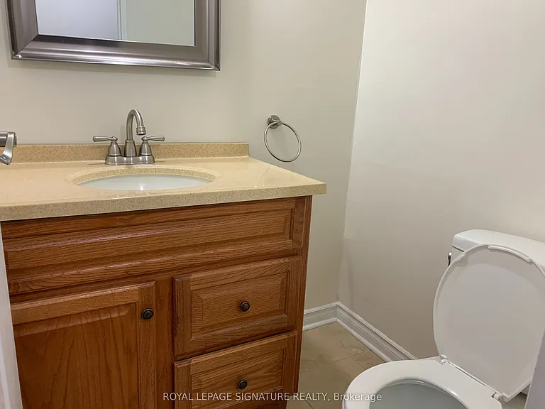 3695 Kaneff Cres #1107 — Photo 8