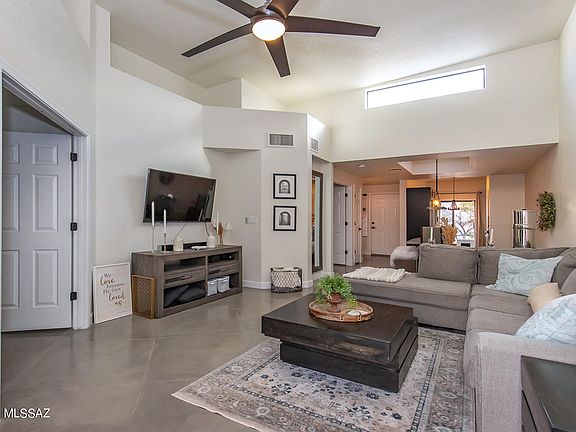 5th image of 4948 N Valle