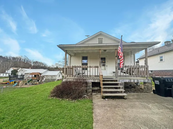 113 Chestnut St SE, Corning, OH 43730