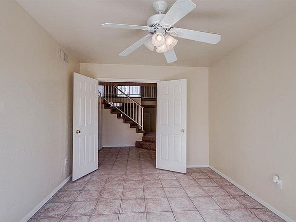 Front bedroom or Den