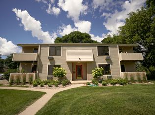 3030-3034 Commercial Ave #14658409, Madison, WI 53704