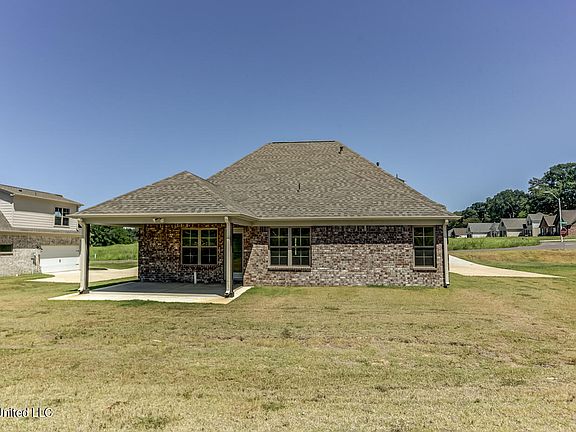 5th image of 5815 SE Sara Ann Dr