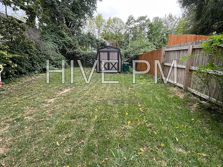 5735 Peabody Ave — Photo 10