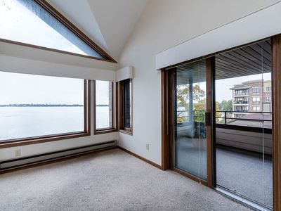 3905 Monona Drive #10, Monona, WI, 53716