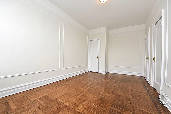 Rented by Keller Williams NYC | media 17