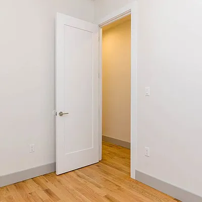 Rented by Nooklyn NYC LLC | media 40