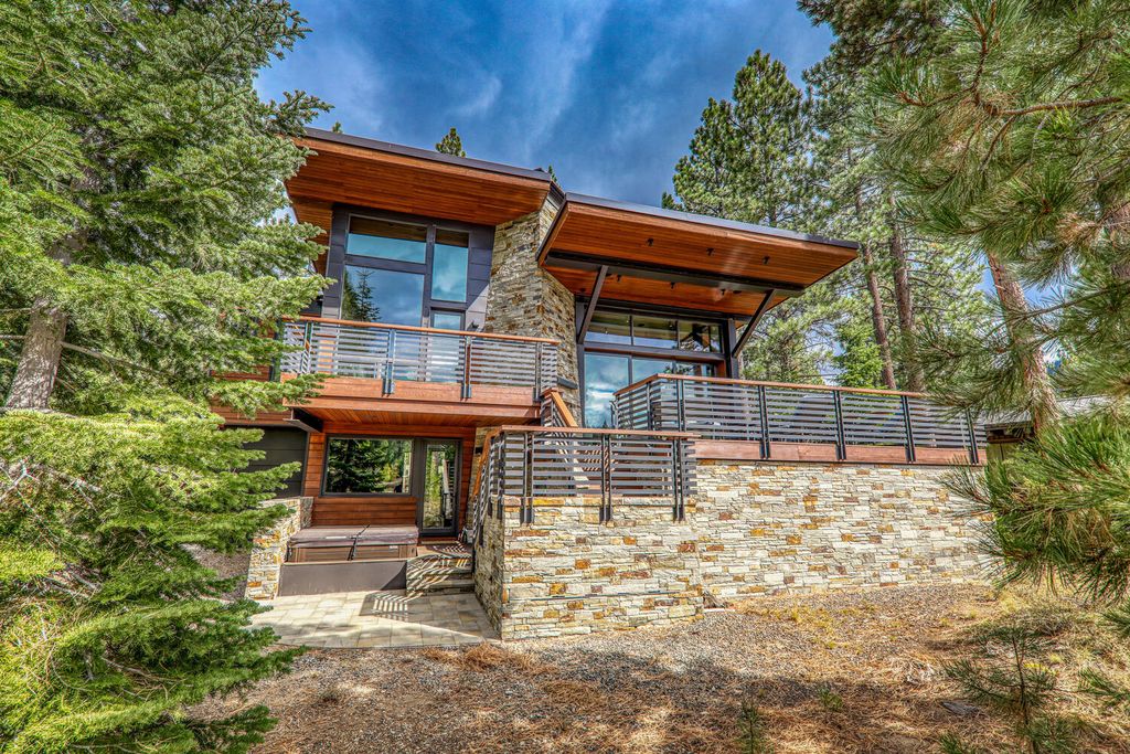 10613 Dutton Court 3