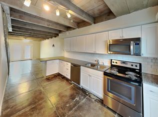 Charming & Stylish Apartment in Desirable Chamberlain Arlington Heights!, Fort Worth, TX 76107