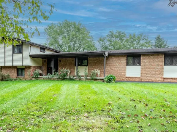 3281 Wildwood Rd, Holly, MI 48442