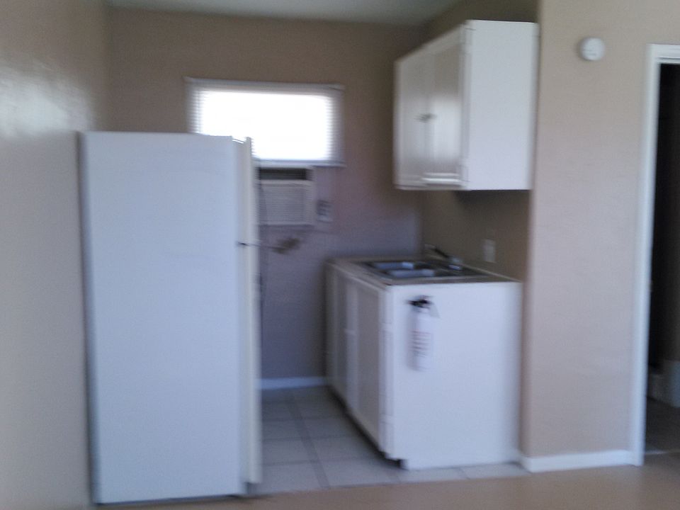 2nd image of 120 E 33rd St APT 2