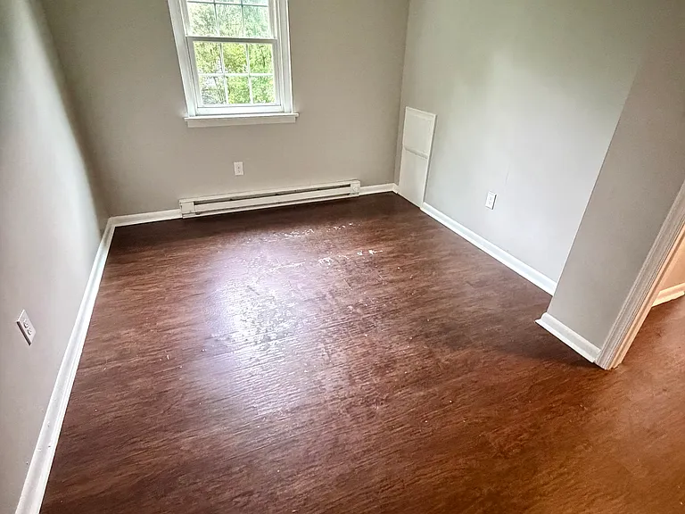 546 Smithfield Ave — Photo 9