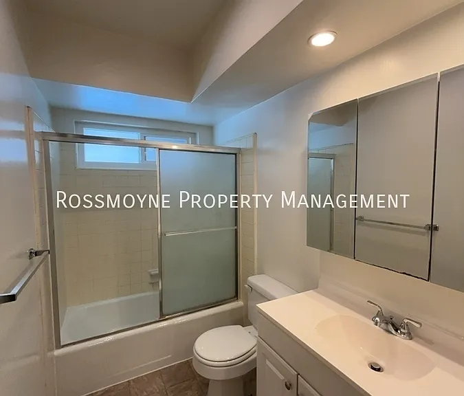 1119 N Louise St #2 — Photo 14