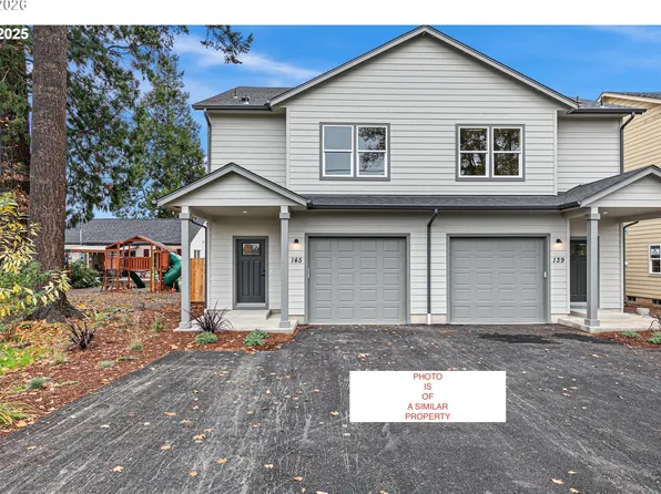 165 Sweet Ln, Cottage Grove, OR 97424