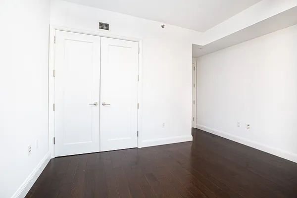 Rented by Landmark Property Holdings LLC | media 39