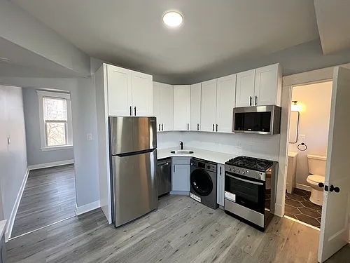 5301 N Damen Ave #3 Photo 1