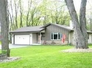 9760 276th Ave, Trevor, WI 53179