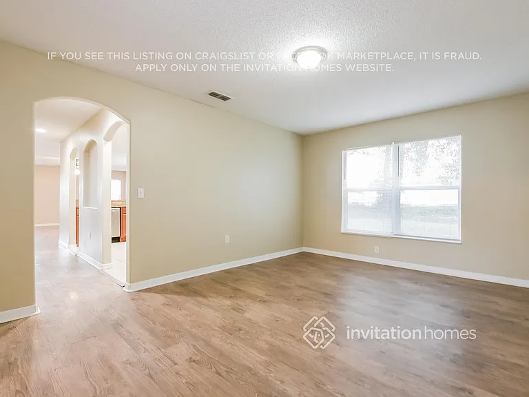 2621 Fair Oaks Dr — Photo 4