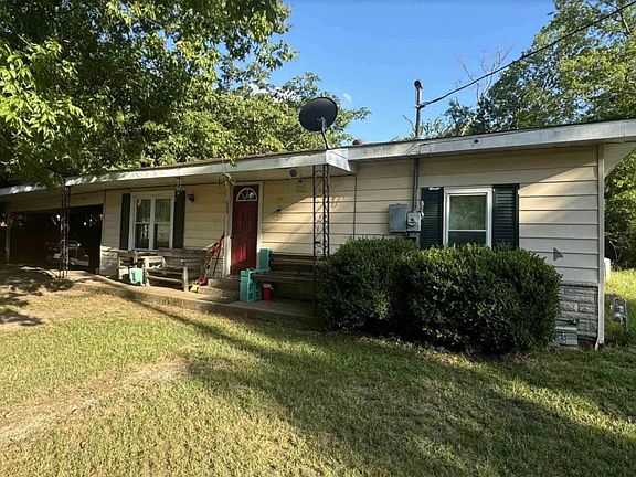 2nd image of 609 W Gay Ave