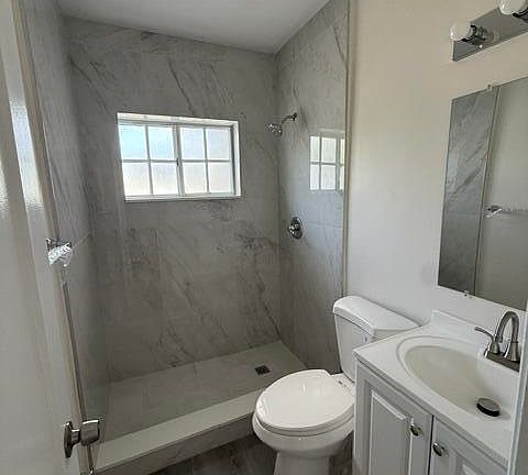 5th image of 2802 SW 36th Ave