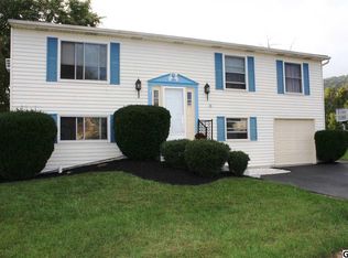 2720 Colonial Rd, Harrisburg, PA 17112