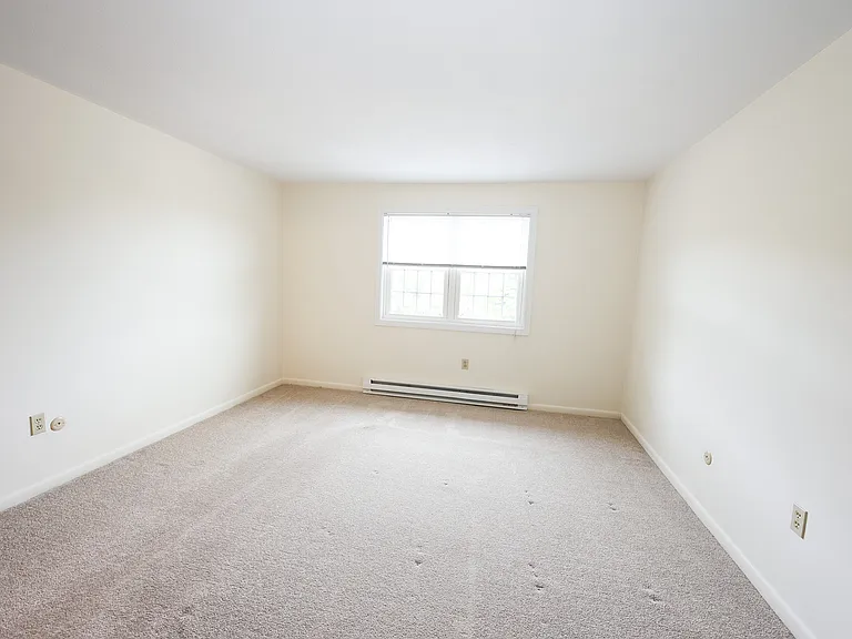99 Elmwood Park — Photo 17