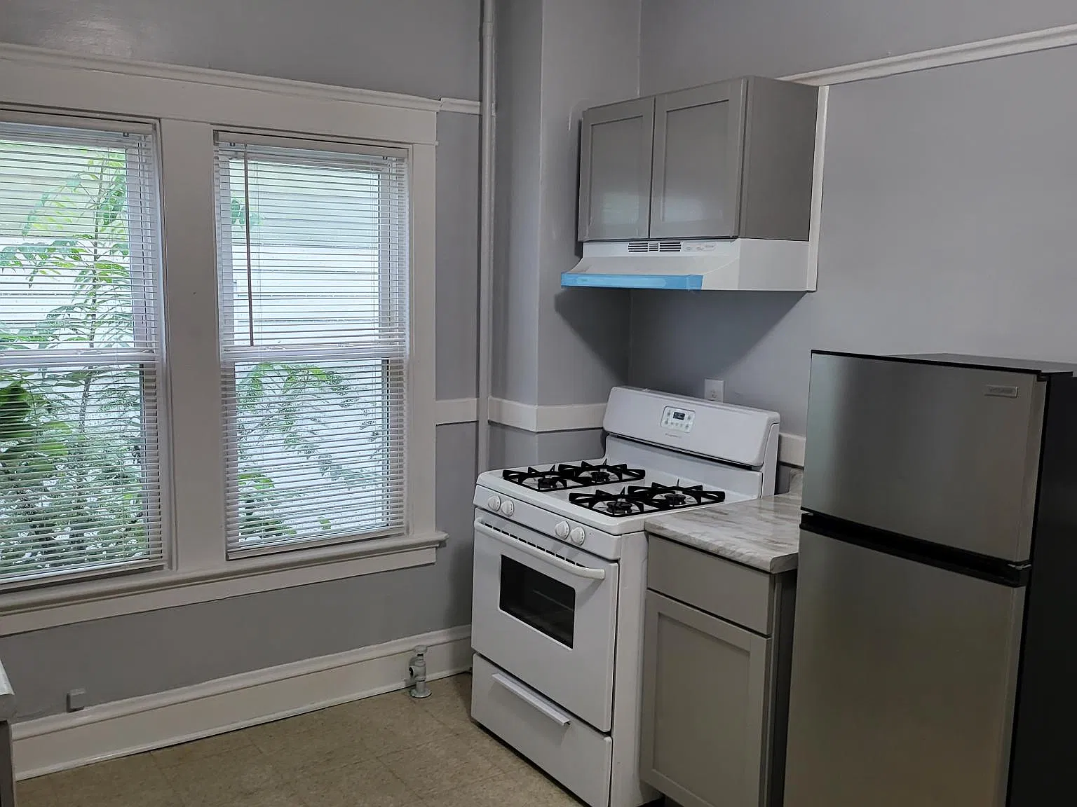 2036 Quail St — Photo 3
