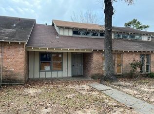 12211 W Village Dr Unit B, Houston, TX 77039