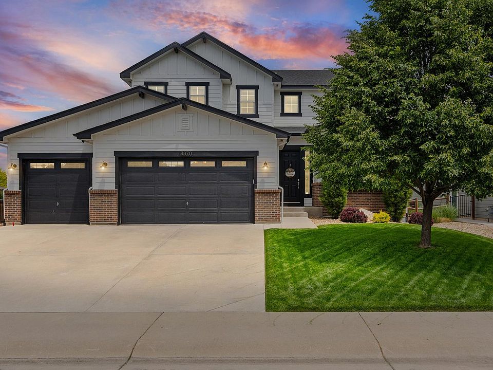 1st image of 8370 Cherry Blossom Dr