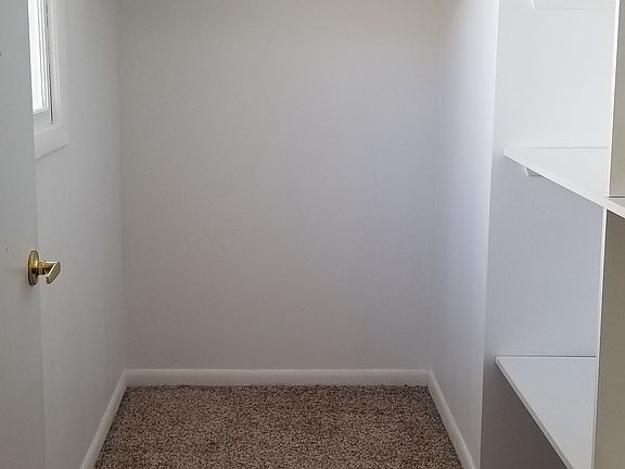 3rd image of 5829 N Karle St