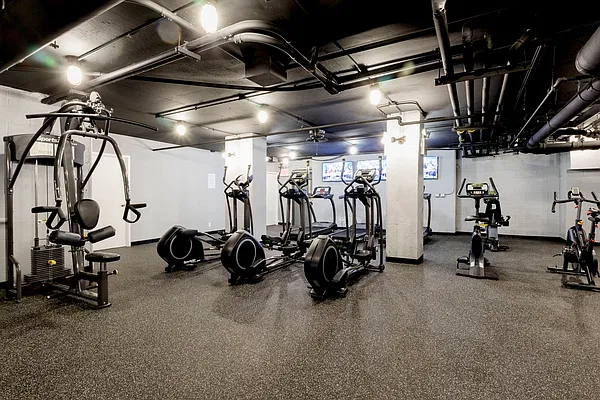 Rented by PWV Acquisitions | media 5