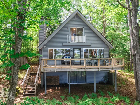 13480 Caulkins Lake Rd, Johannesburg, MI 49751