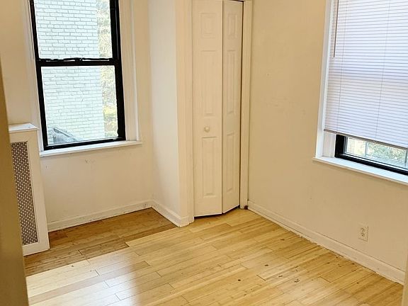 5th image of 2168 35th St APT 2A