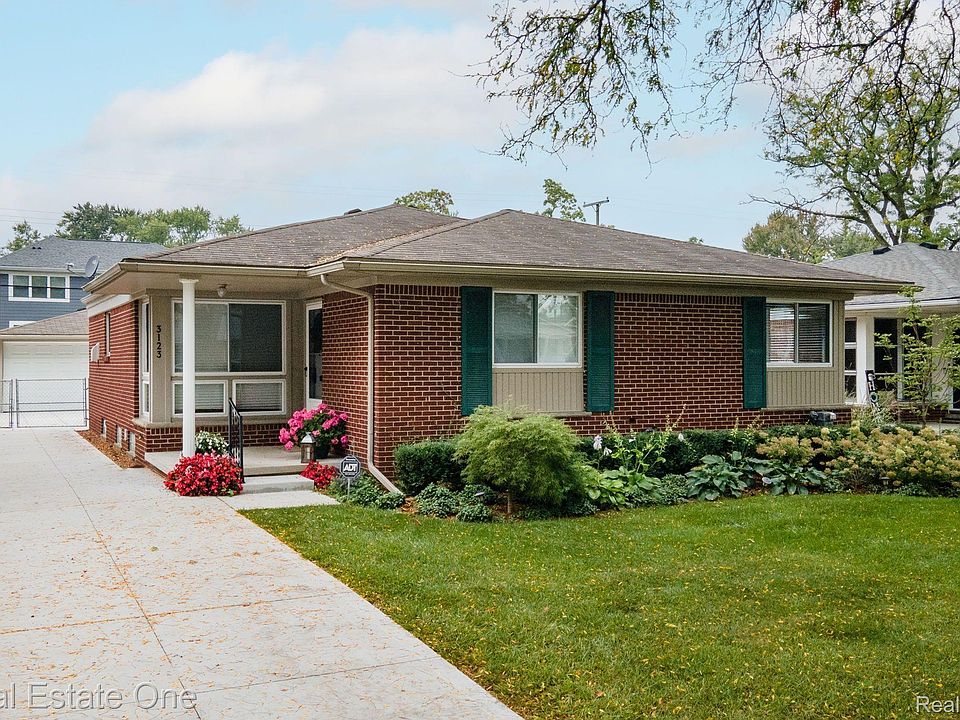 1st image of 3123 Clawson Ave