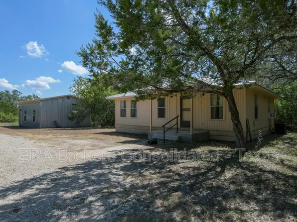 930 County Road 342, Hondo, TX 78861
