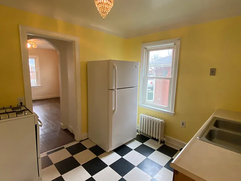 767 Riverbank St #1 — Photo 4