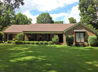 6680 Corsica Dr, Memphis, TN 38120