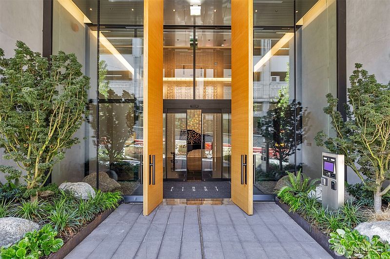 2nd image of 300 Virginia Street #4111