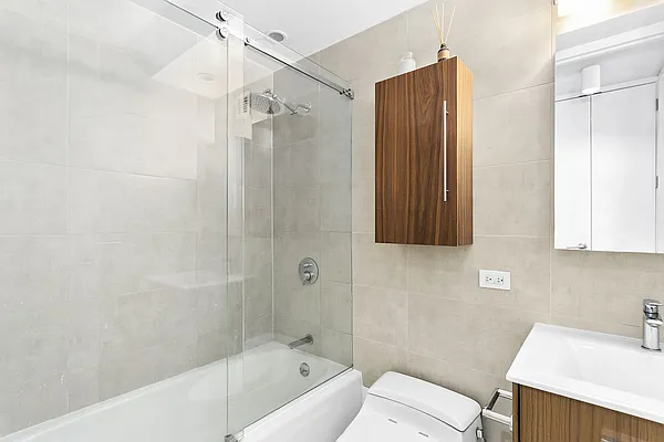 Sold by Compass | media 18