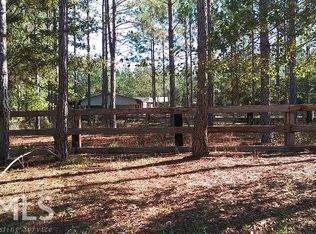 360 10th St, Saint George, GA 31562