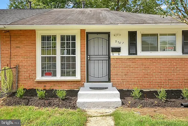 2707 Bellbrook St — Photo 1
