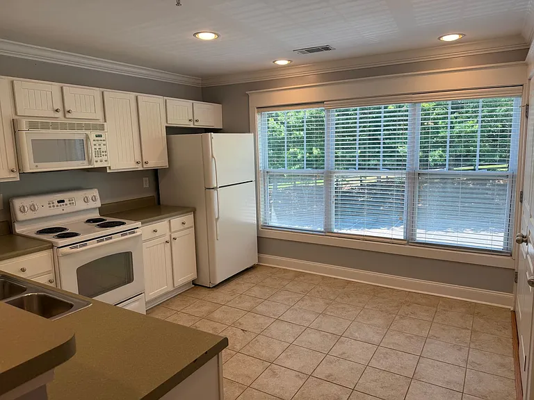 3950 Cherokee Woods Way #201 — Photo 3