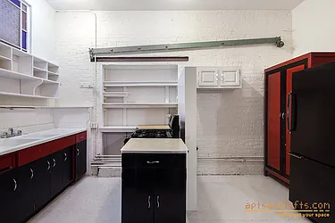 Rented by aptsandlofts.com