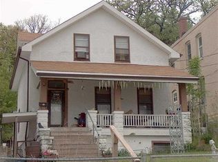 914 E 6th St, Davenport, IA 52803