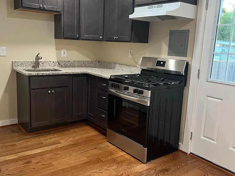 9020 Merrimack Dr — Photo 2