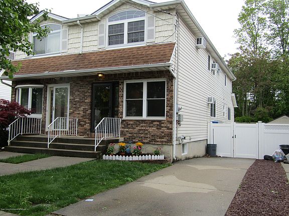 3rd image of 365 Mosely Ave